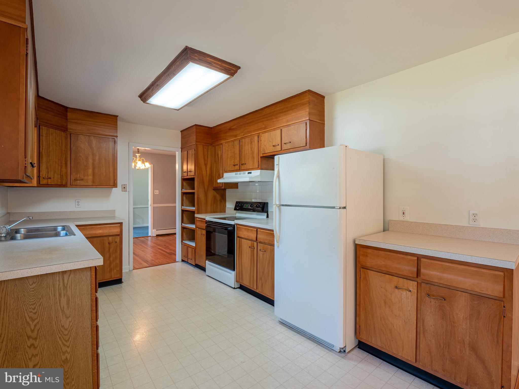 580 Plum Point Road Huntingtown, MD 20639 - Photo 18 of 48 View of Kitchen from the Eat in Area