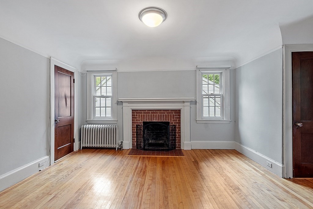 13 St Elmo Road Worcester, MA 01602 - Photo 17 of 35 Gallery Image 17