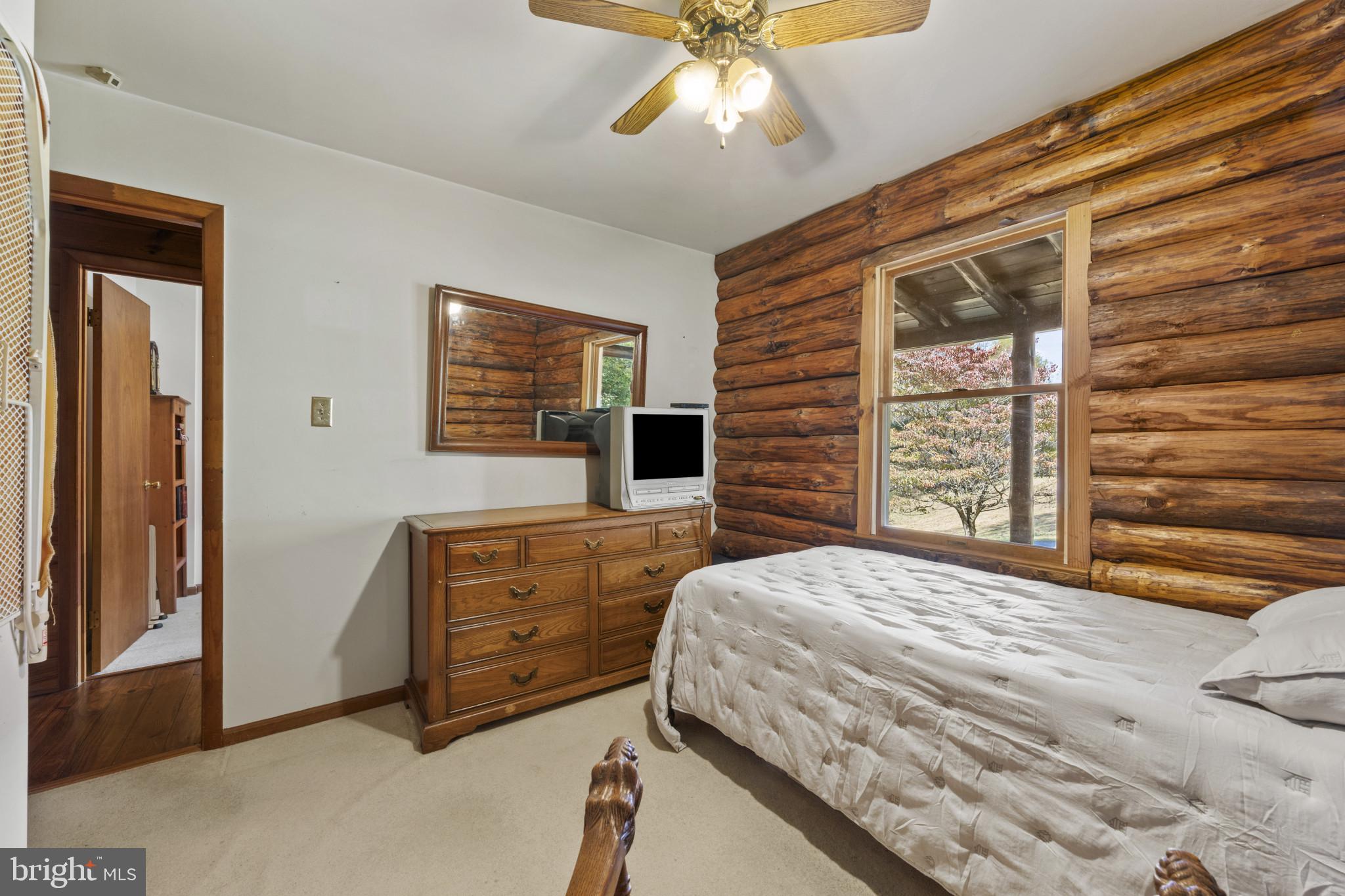 18151 New Cut Road Mount Airy, MD 21771 - Photo 27 of 49 Bedroom 4