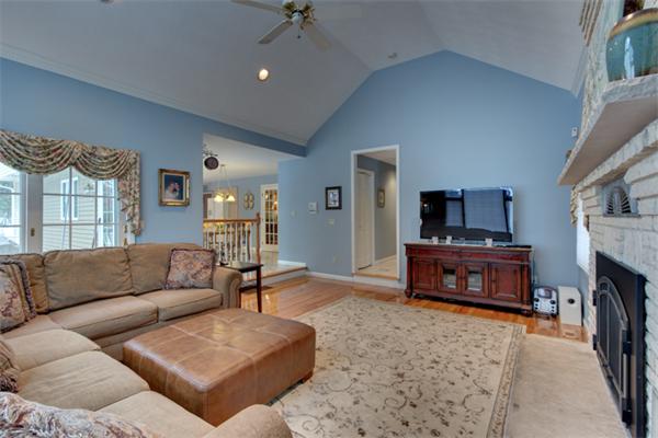 44 Swan Pond Road North Reading, MA 01864 - Photo 10 of 30 Gallery Image 10
