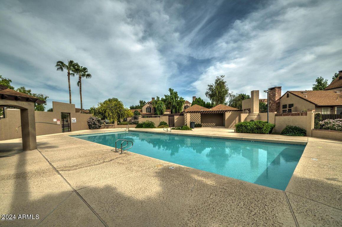 7977 West Wacker Road, Unit 207 Peoria, AZ 85381 - Photo 3 of 3 Pool 2