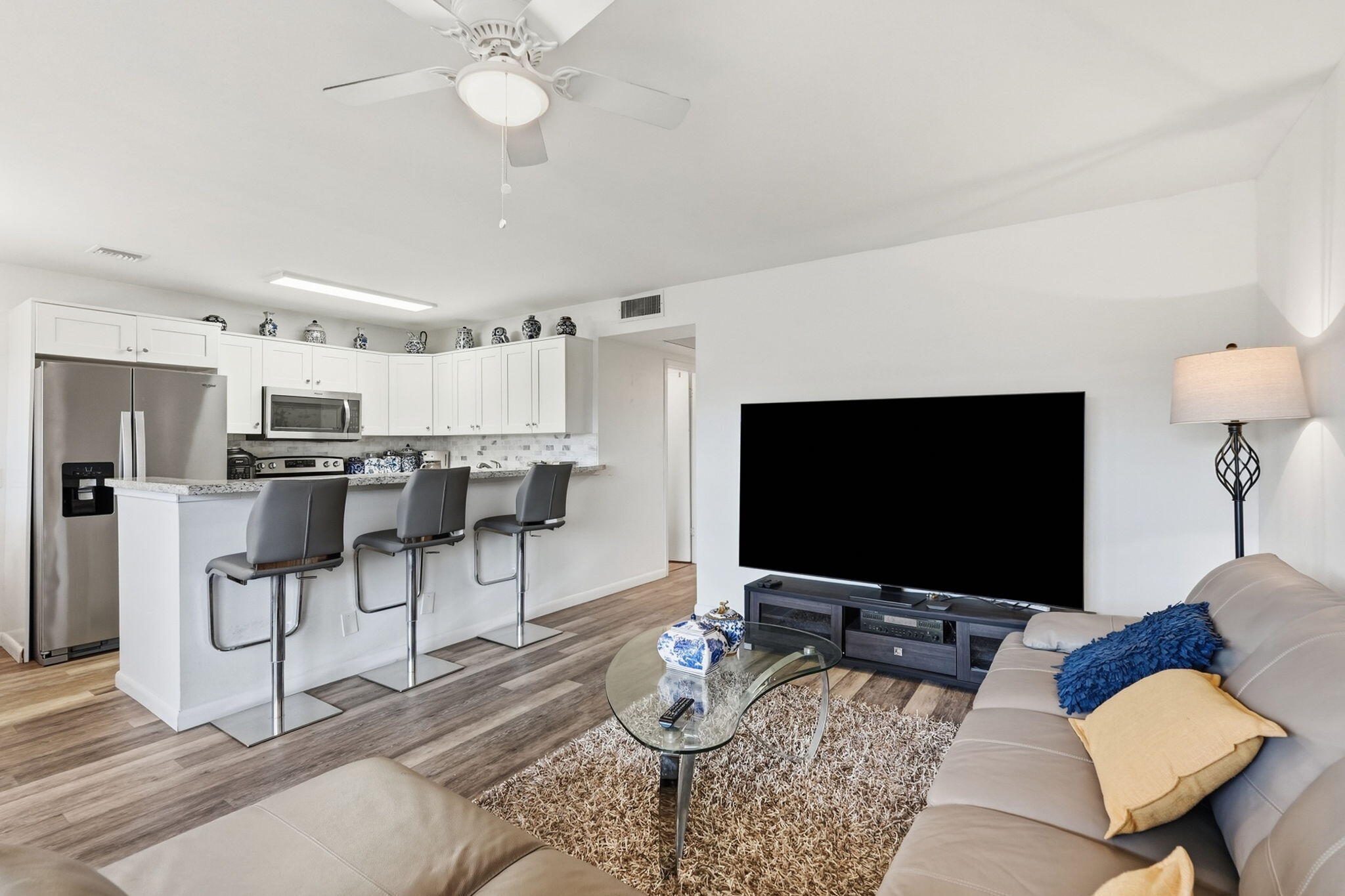 209 Brighton East Boca Raton, FL 33434 - Photo 10 of 37 20-web-or-mls-209_Brighton_E_06008