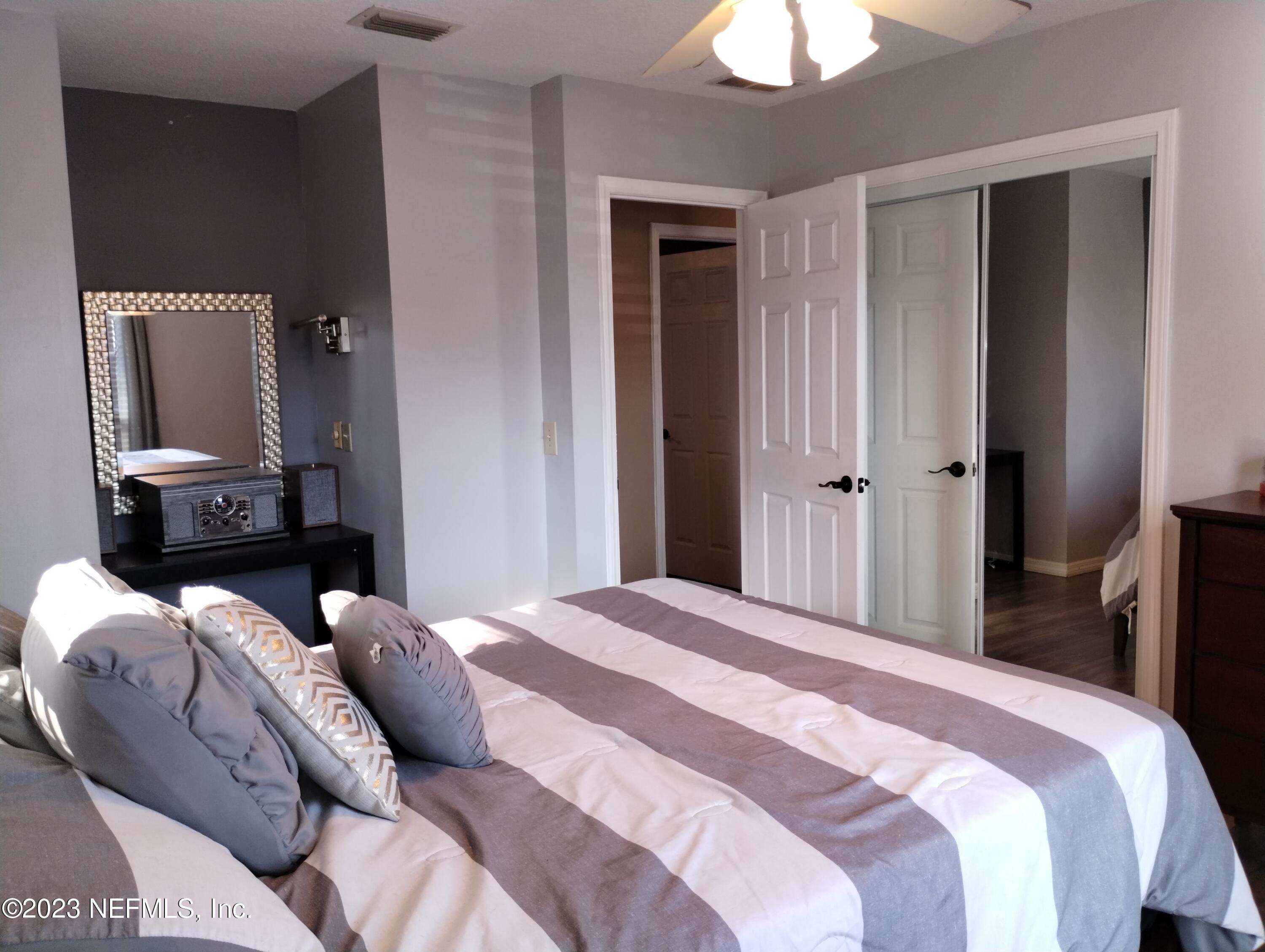 215 Foxridge Road Orange Park, FL 32065 - Photo 12 of 31 guest bedroom