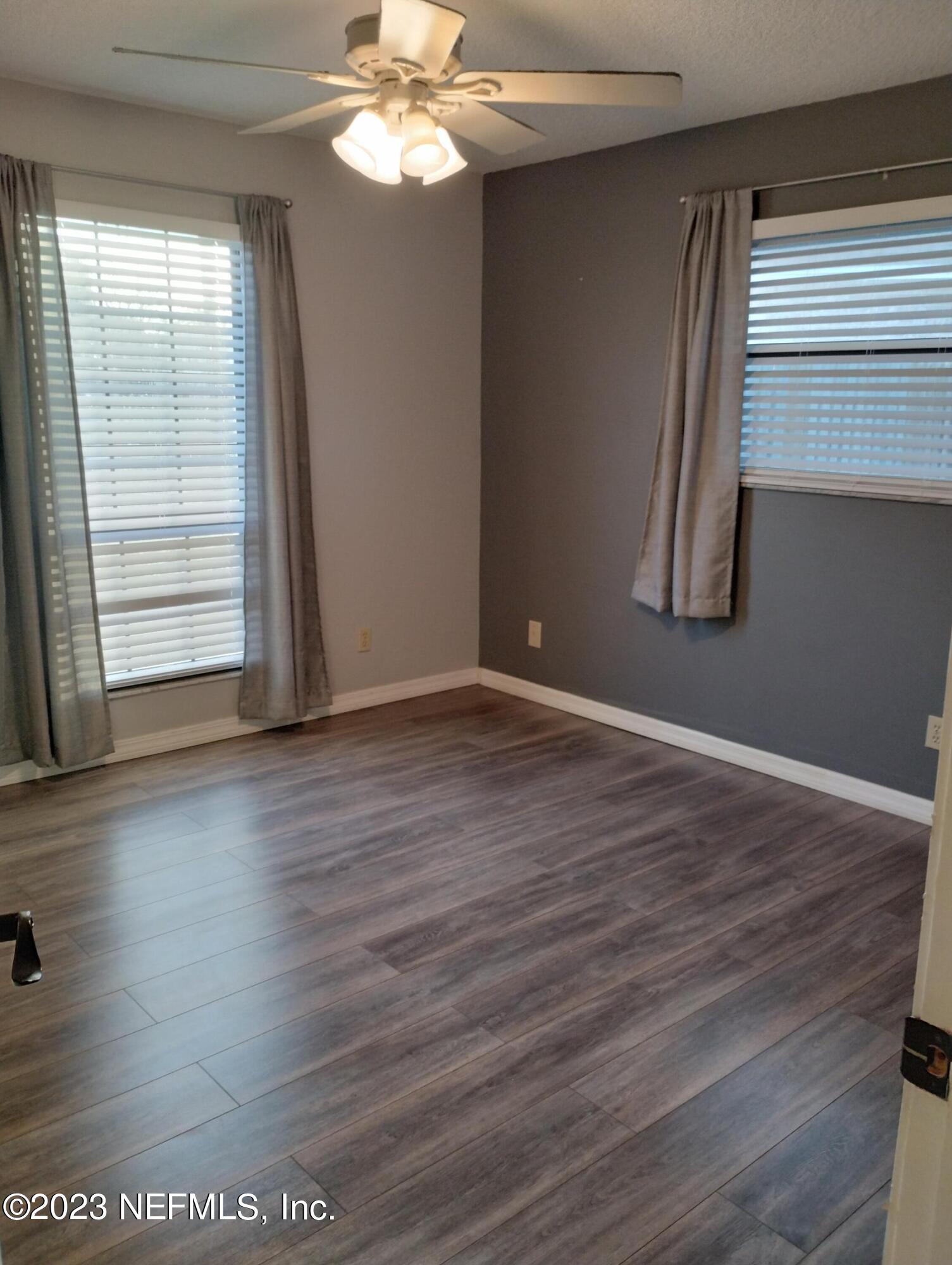 215 Foxridge Road Orange Park, FL 32065 - Photo 13 of 31 guest bedroom