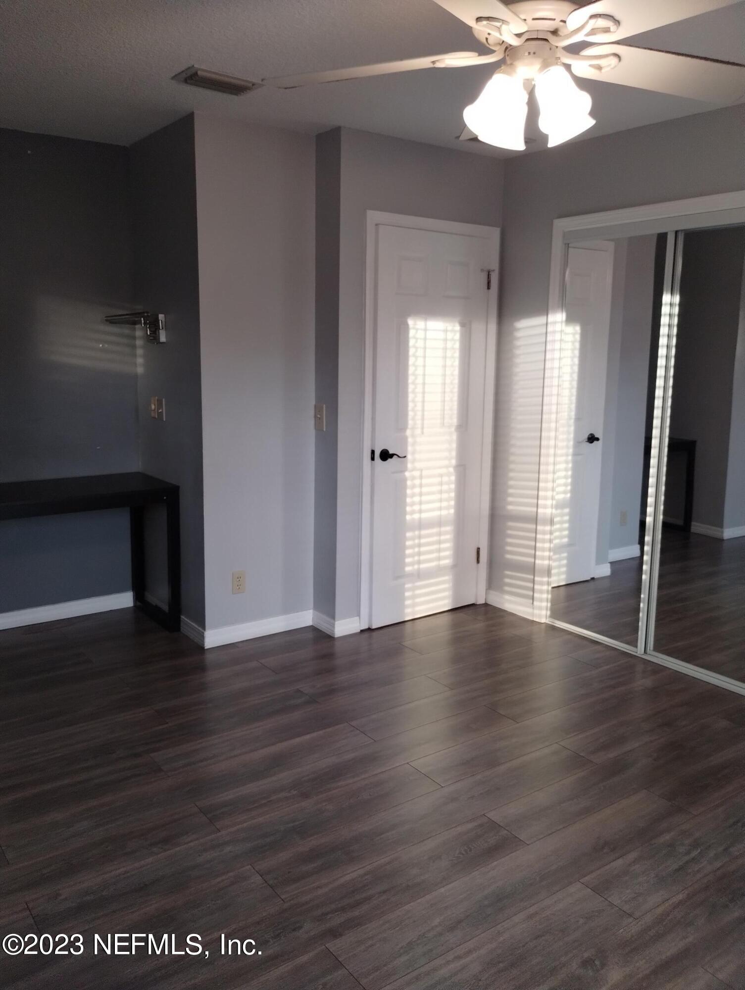 215 Foxridge Road Orange Park, FL 32065 - Photo 14 of 31 guest bedroom