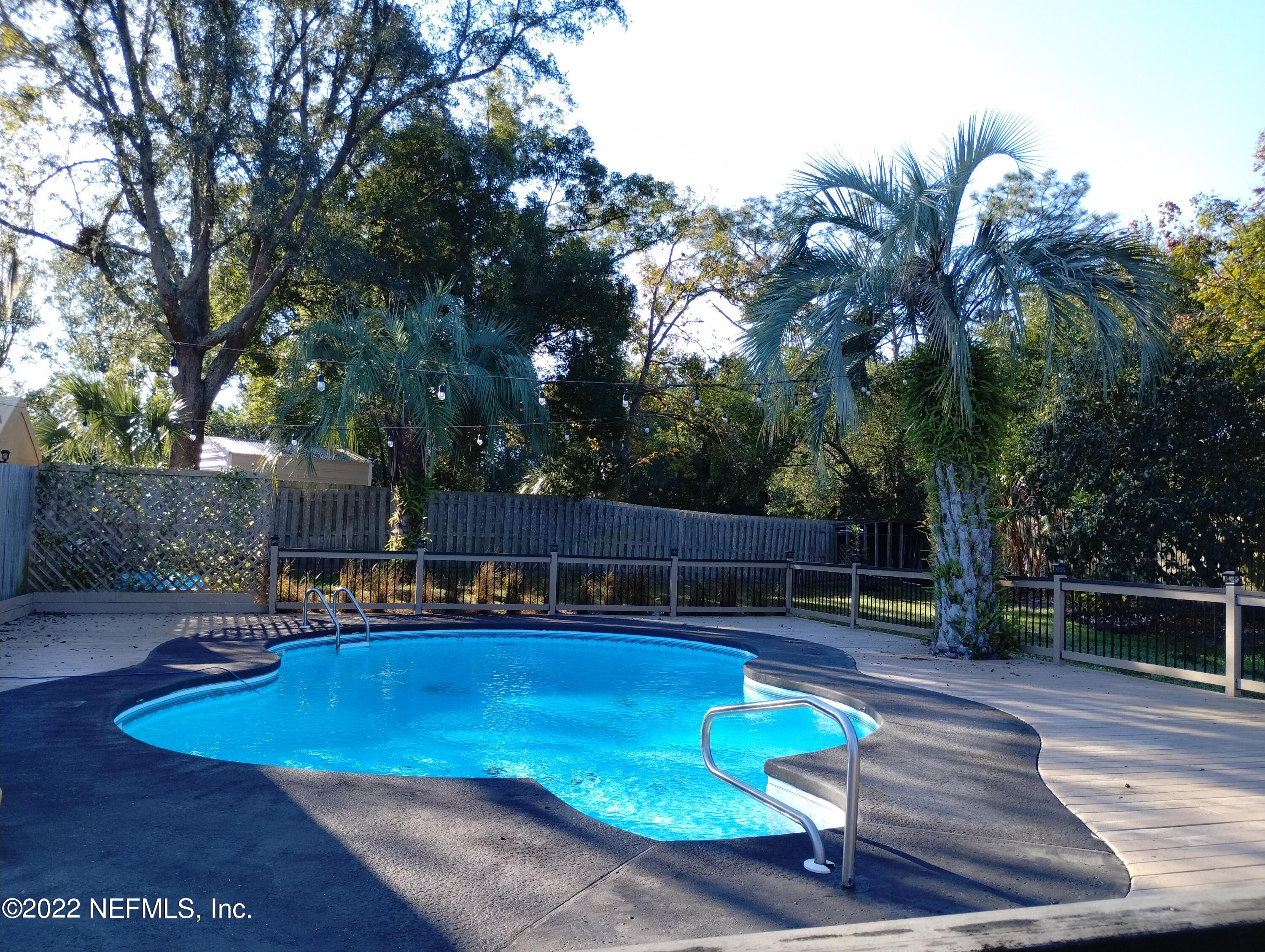 215 Foxridge Road Orange Park, FL 32065 - Photo 29 of 31 IMG_20221209_094147822 (1)
