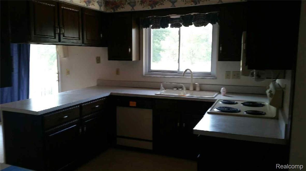 50800 Bog Road Belleville, MI 48111 - Photo 45 of 73 IMG_4559.JPG