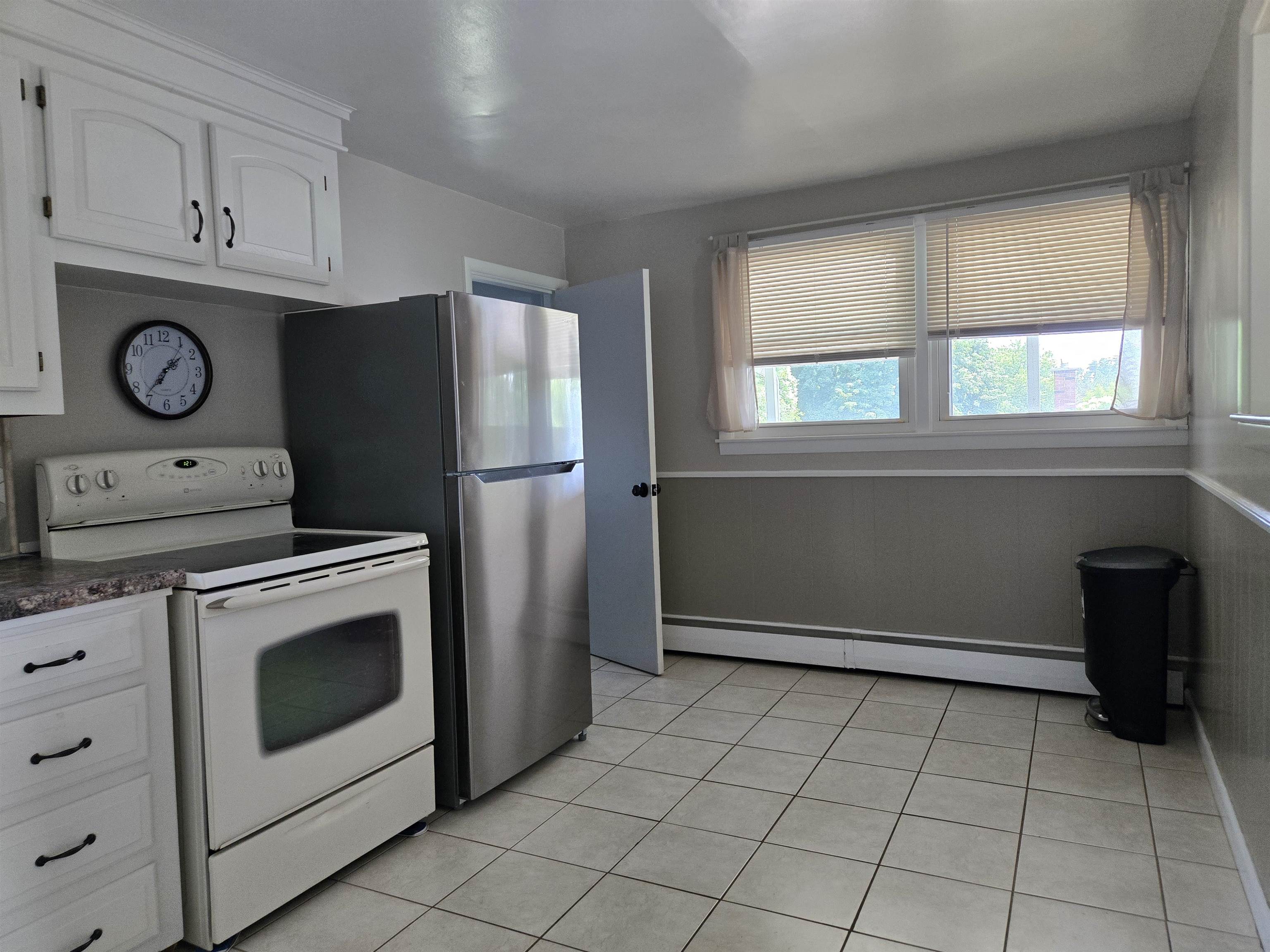 384 Huse Road Manchester, NH 03103 - Photo 5 of 16