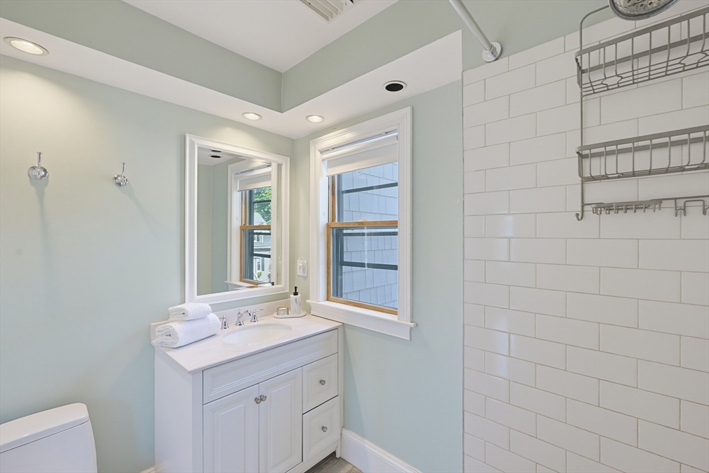 138 Marble Street Stoneham, MA 02180 - Photo 31 of 41