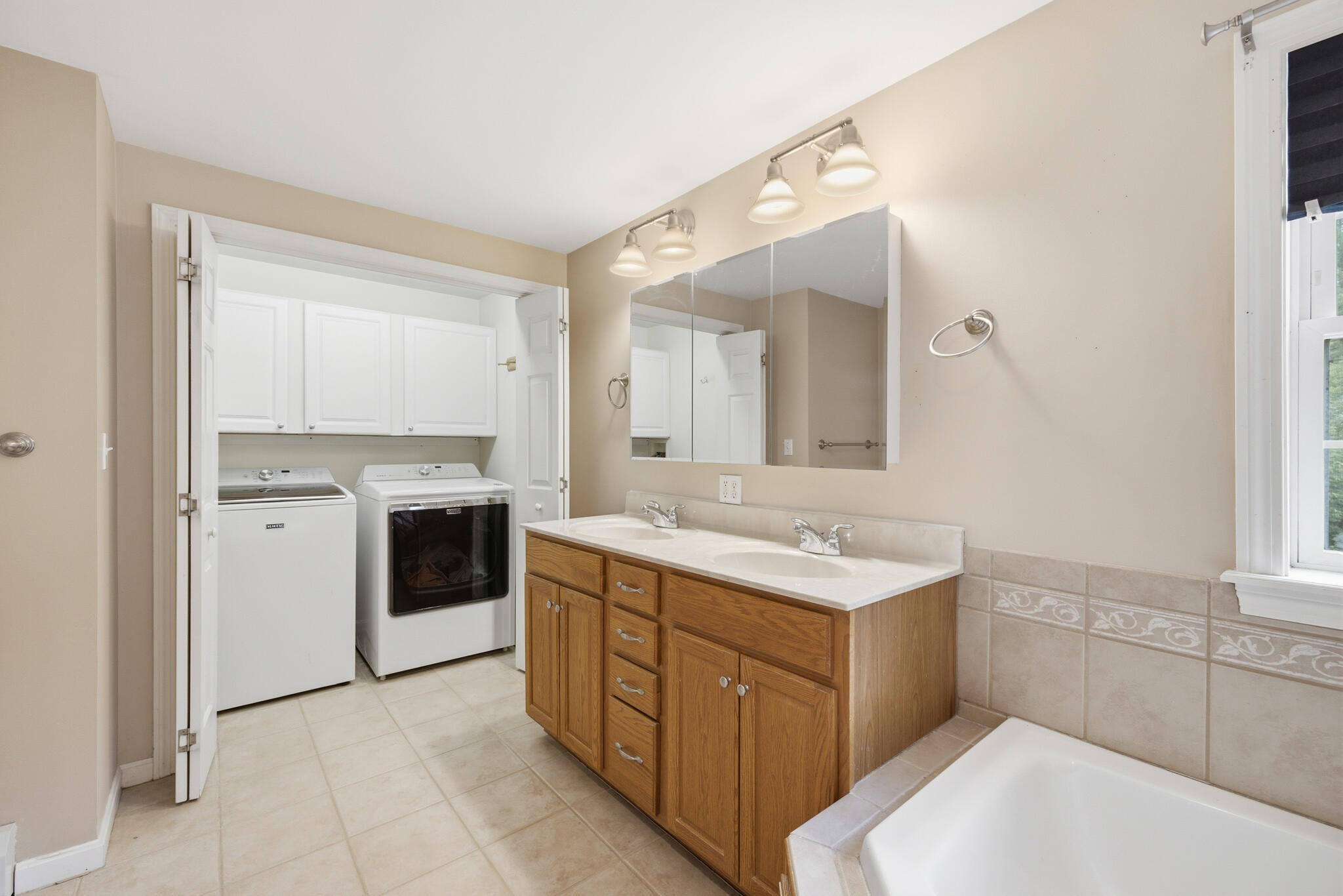 80 River Road Biddeford, ME 04005 - Photo 28 of 41 3G0A0220