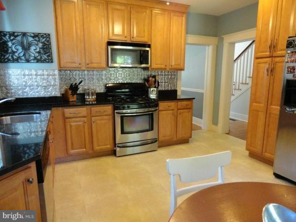 1412 Ridge Road Catonsville, MD 21228 - Photo 2 of 5 Interior (General)