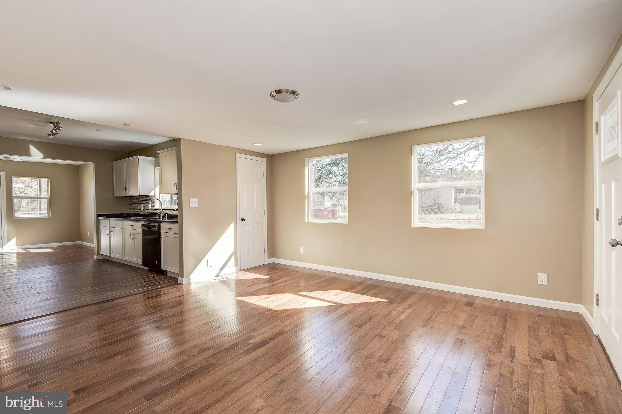 14103 South Springfield Road Brandywine, MD 20613 - Photo 11 of 30 Large Family Room just off Kitchen