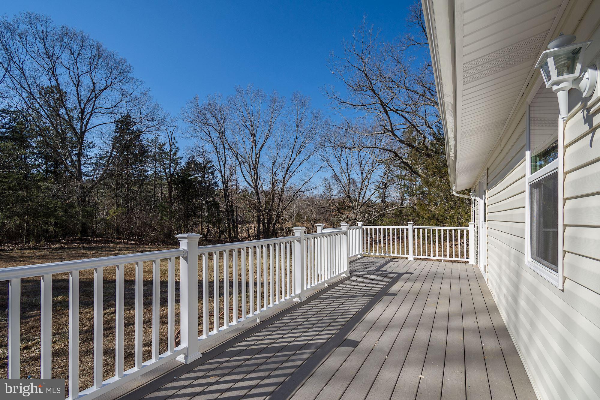 14103 South Springfield Road Brandywine, MD 20613 - Photo 27 of 30 New Composite Deck