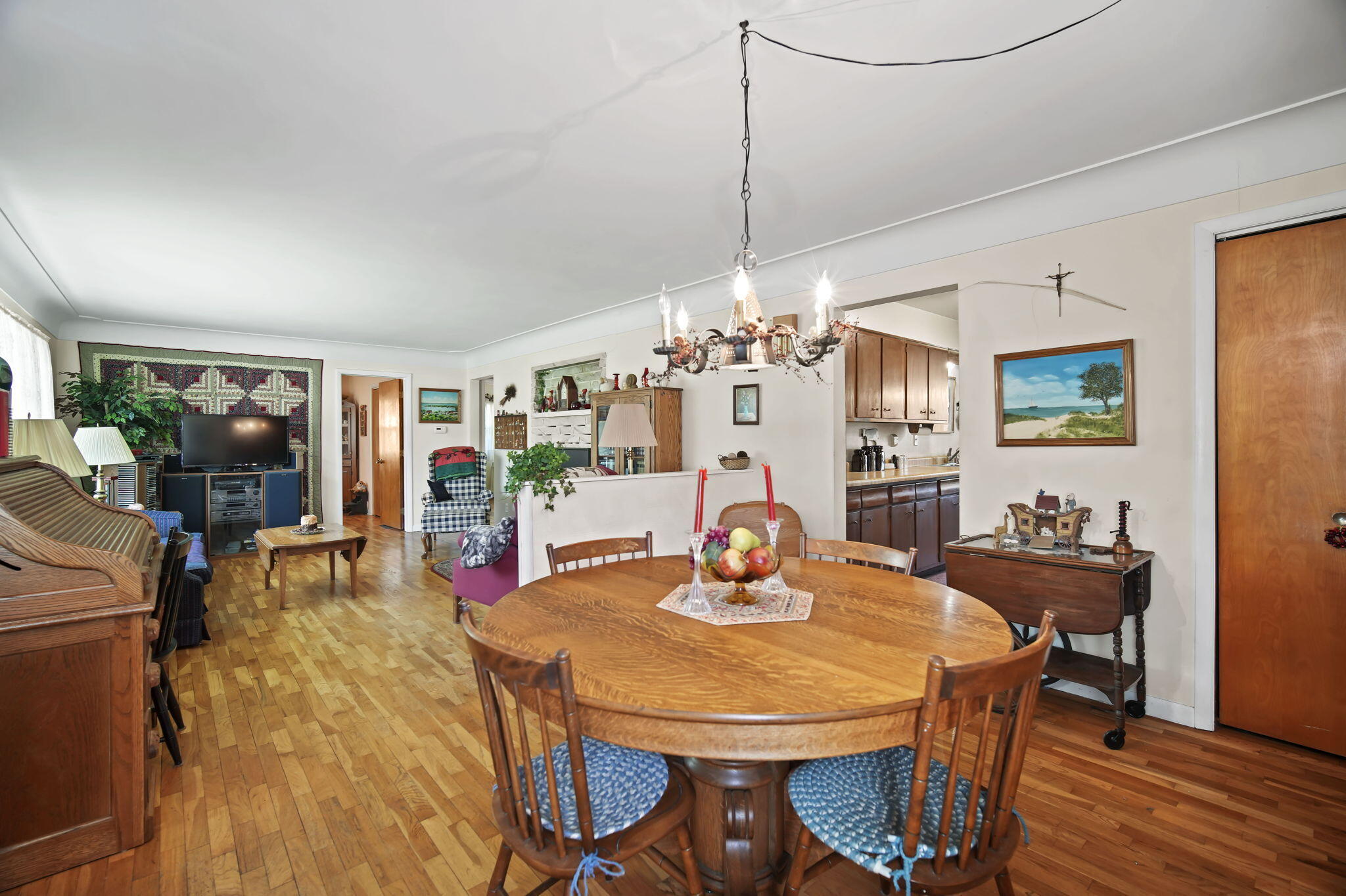 5025 Rimers Drive Jackson, MI 49201 - Photo 8 of 35 8-web-or-mls-DSC00178