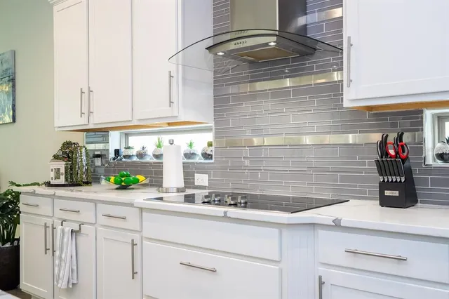 $1,100,000 | 9331 Royal Estates Boulevard, Orlando, FL 32836