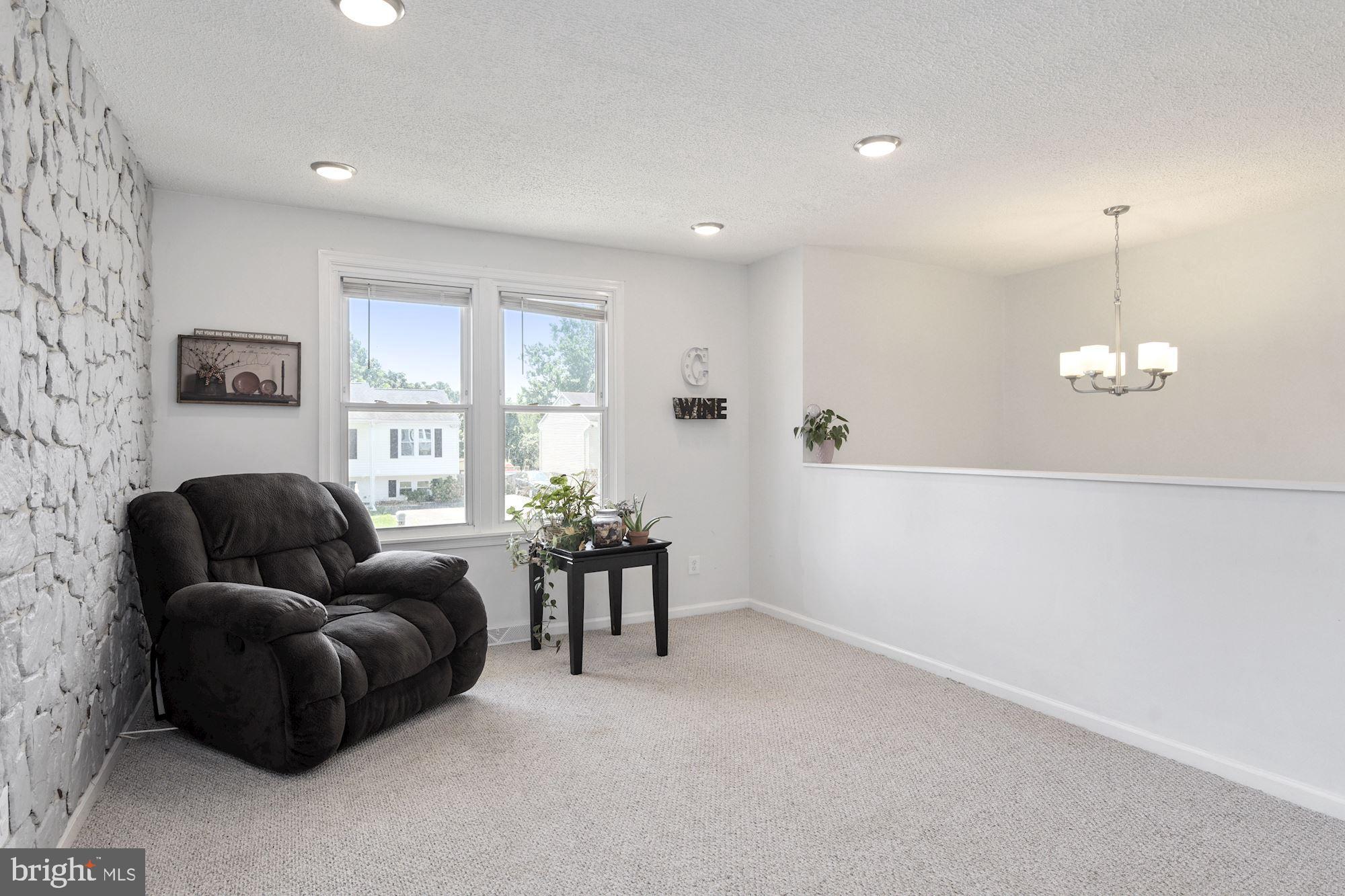 78 Haverhill Road Joppa, MD 21085 - Photo 8 of 29 Living Room