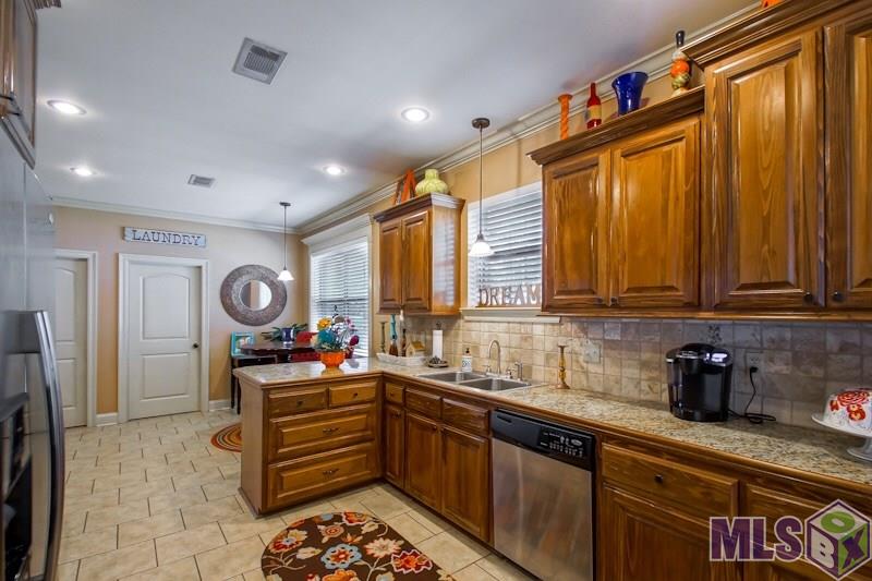 12266 Sims Road Denham Springs, LA 70706 - Photo 16 of 32