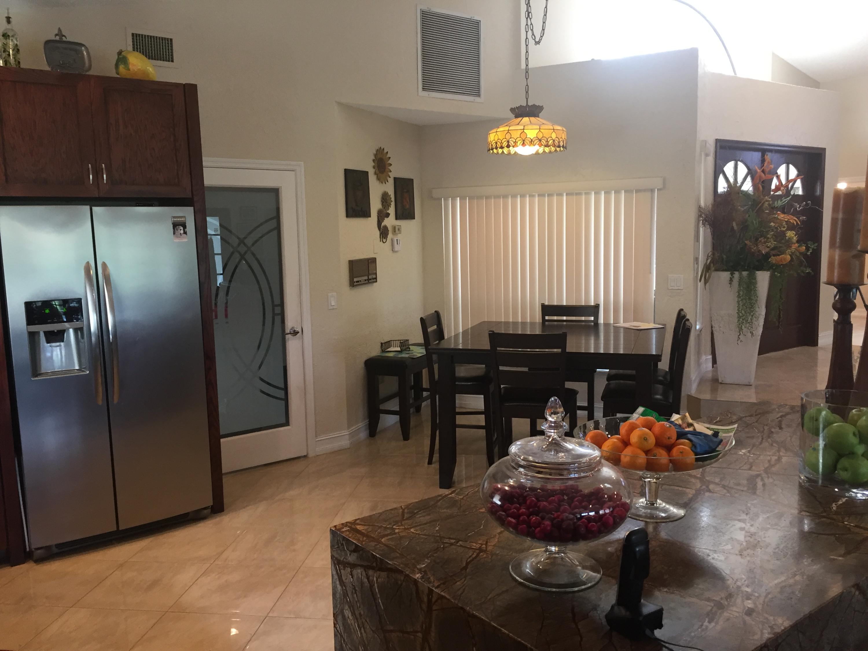 22640 Esplanada Circle Boca Raton, FL 33433 - Photo 4 of 18 IMG_4124