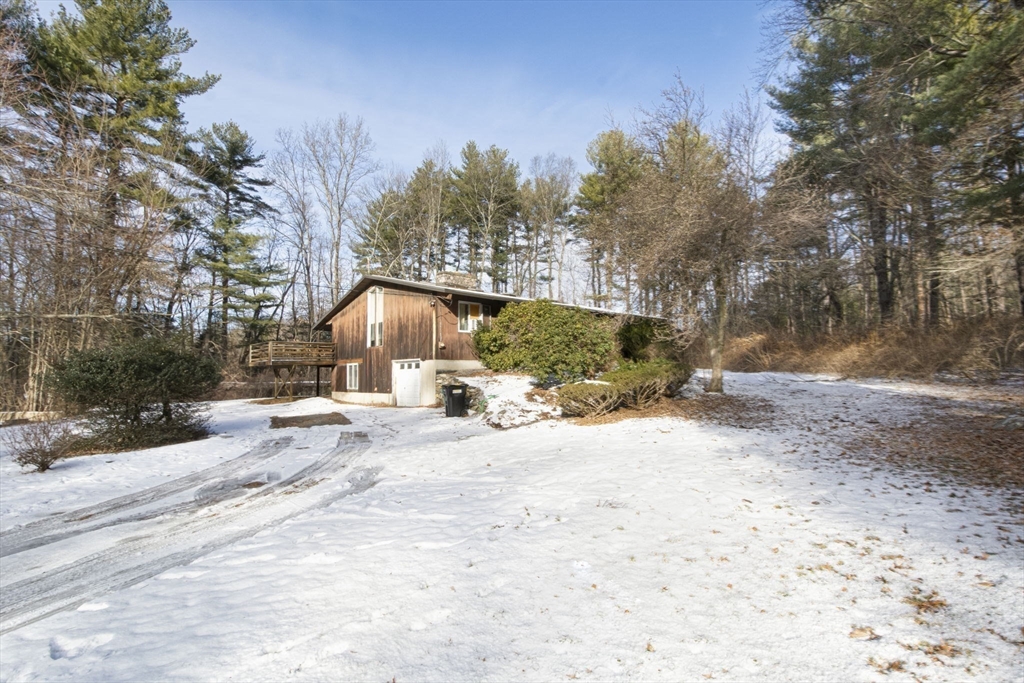 11 Brabrook Road Acton, MA 01720 - Photo 1 of 17 Gallery Image 1