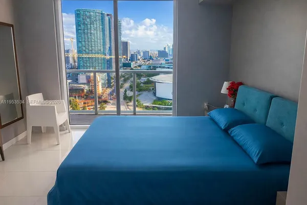 $2,850 | 244 Biscayne Boulevard, Unit 3204, Miami, FL 33132