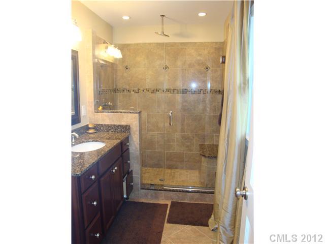3211 Cambridge Road Charlotte, NC 28209 - Photo 12 of 14 Gallery Image 12