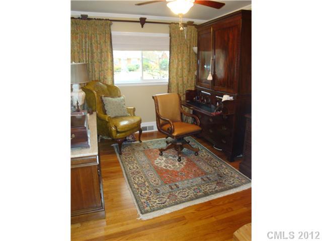 3211 Cambridge Road Charlotte, NC 28209 - Photo 6 of 14 Gallery Image 6