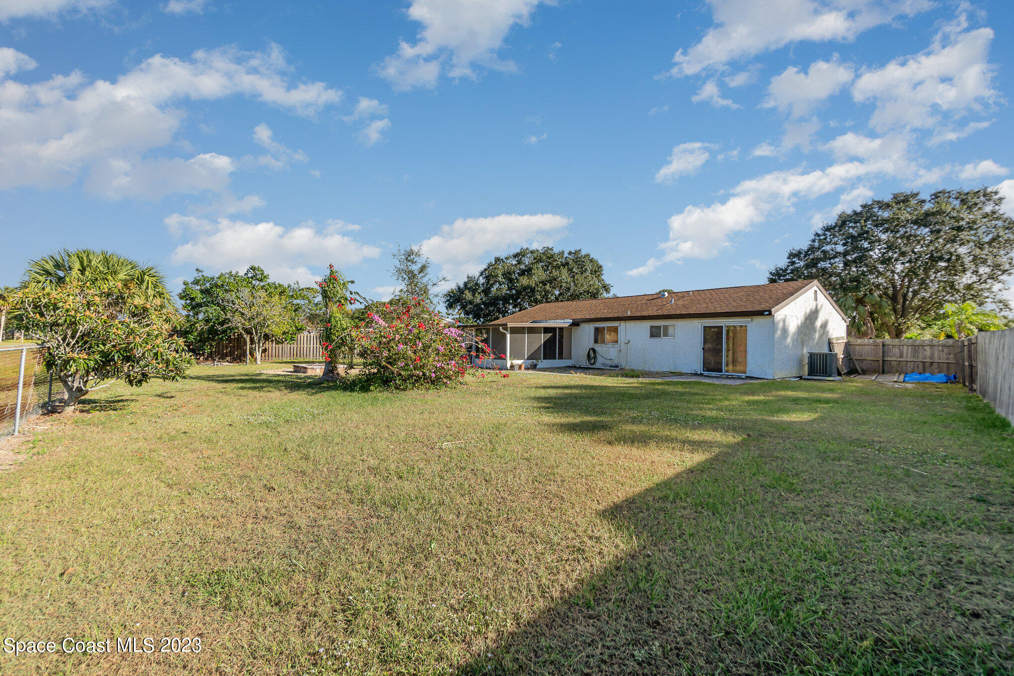 1337 Cromey Road Northeast Palm Bay, FL 32905 - Photo 20 of 21 backyard right