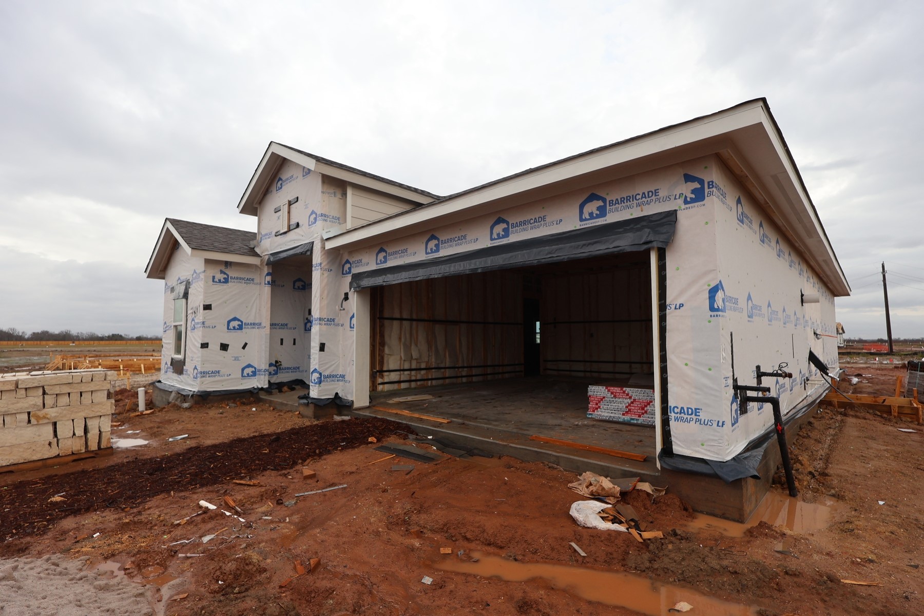 7811 Jasper Mdws Way Angleton, TX 77515 - Photo 2 of 26 a view of a house with backyard