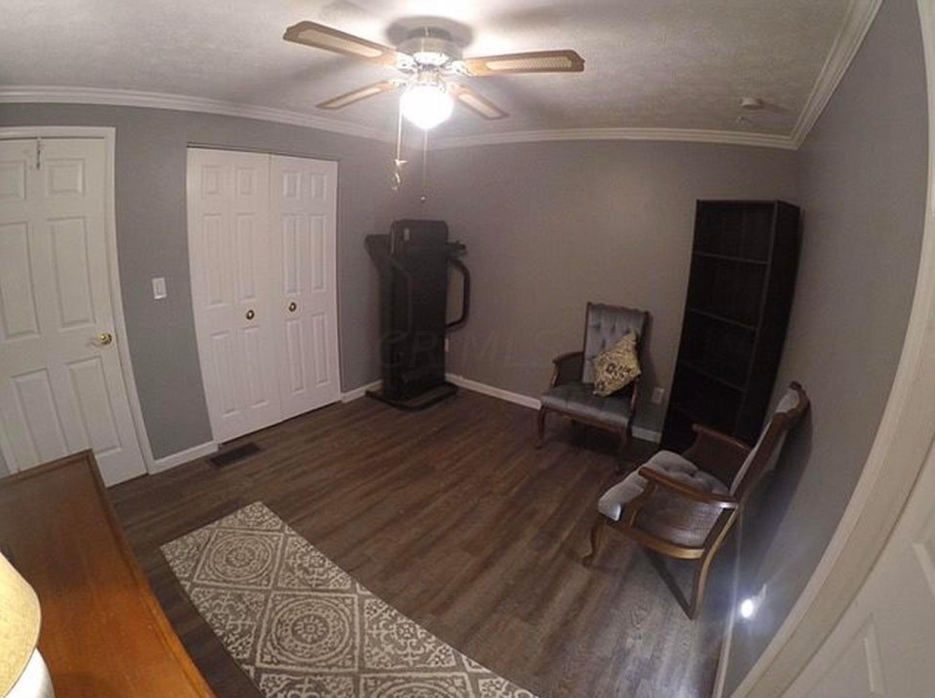 284 Hubbard Road Galloway, OH 43119 - Photo 3 of 13 Gallery Image 3