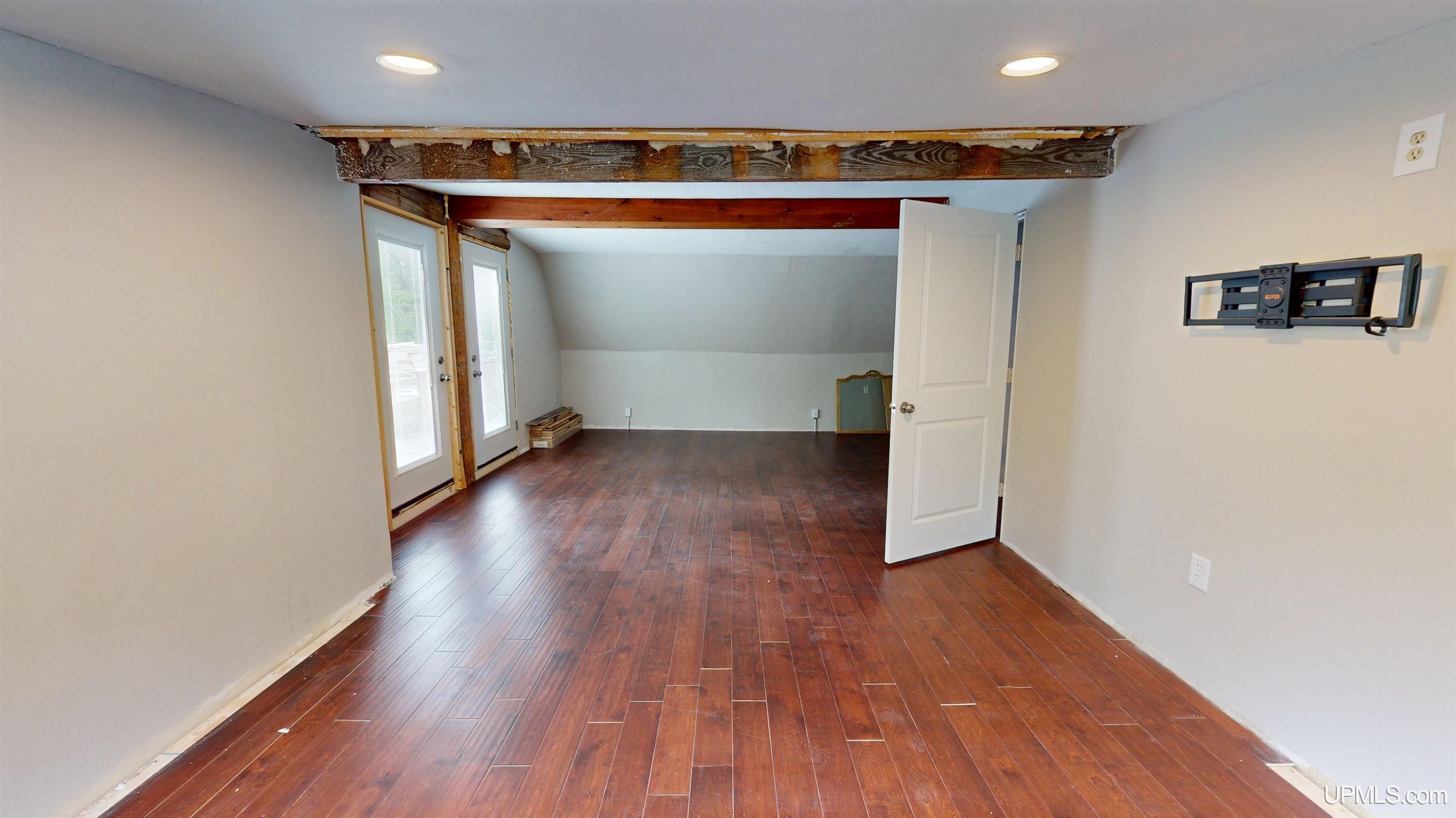 109 Brown Deer Road Marquette, MI 49855 - Photo 30 of 55