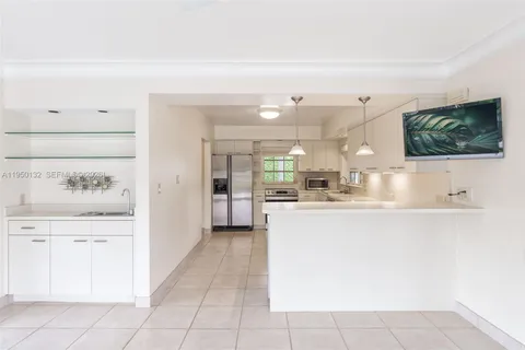 $3,499,000 | 2130 Northeast 15th Street, Fort Lauderdale, FL 33304