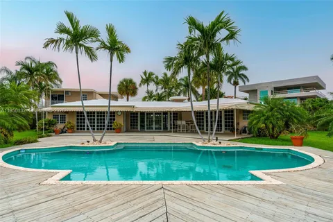 $3,499,000 | 2130 Northeast 15th Street, Fort Lauderdale, FL 33304