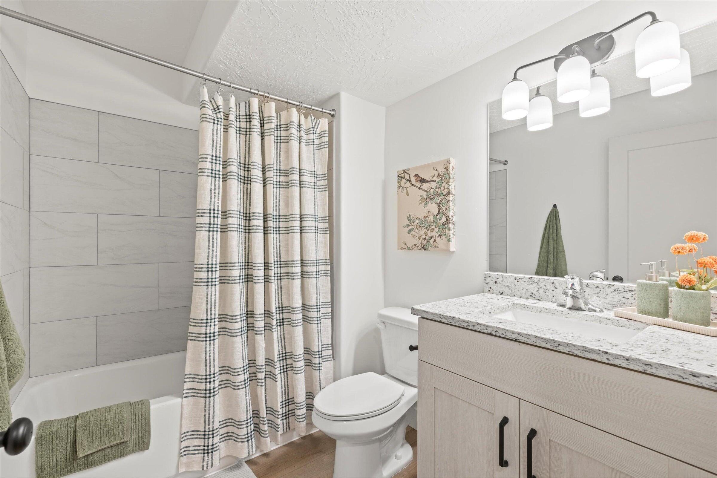 3930 North 350 West Enoch, UT 84721 - Photo 17 of 30 20250821194737510469000000-o