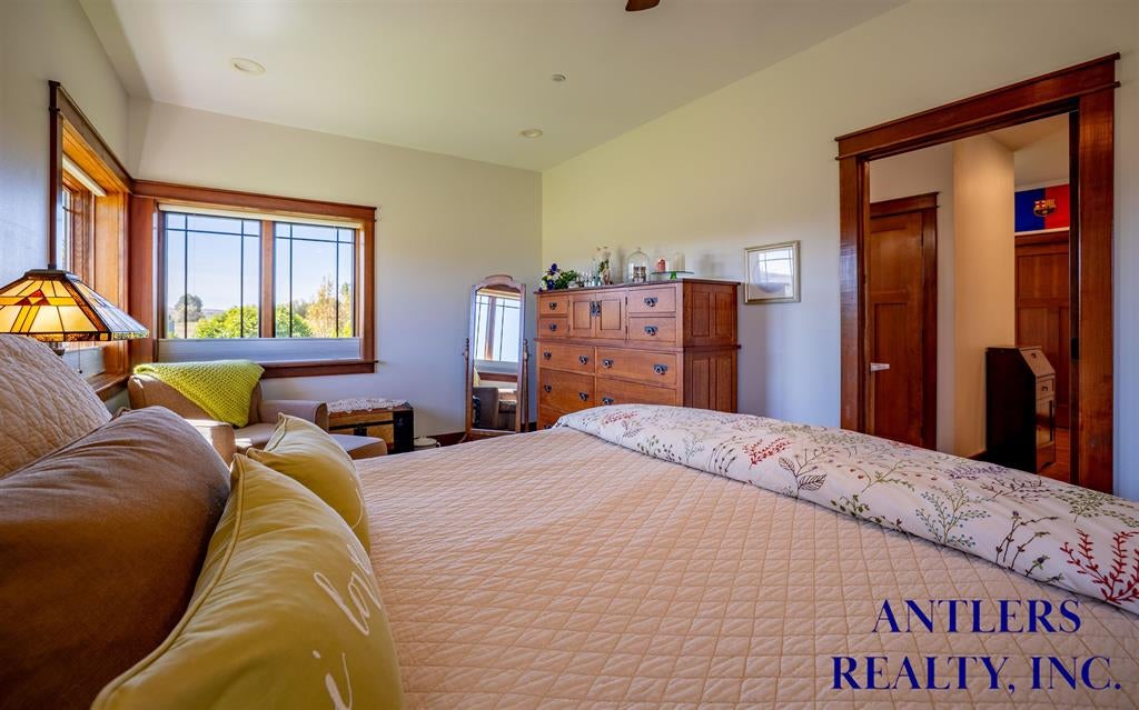 17 Thistle Road Cody, WY 82414 - Photo 33 of 108 Gallery Image 33