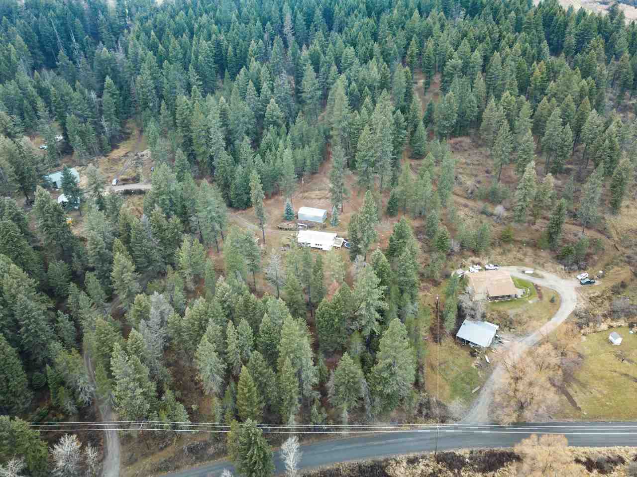 21017 North Madison Road Mead, WA 99021 - Photo 4 of 17