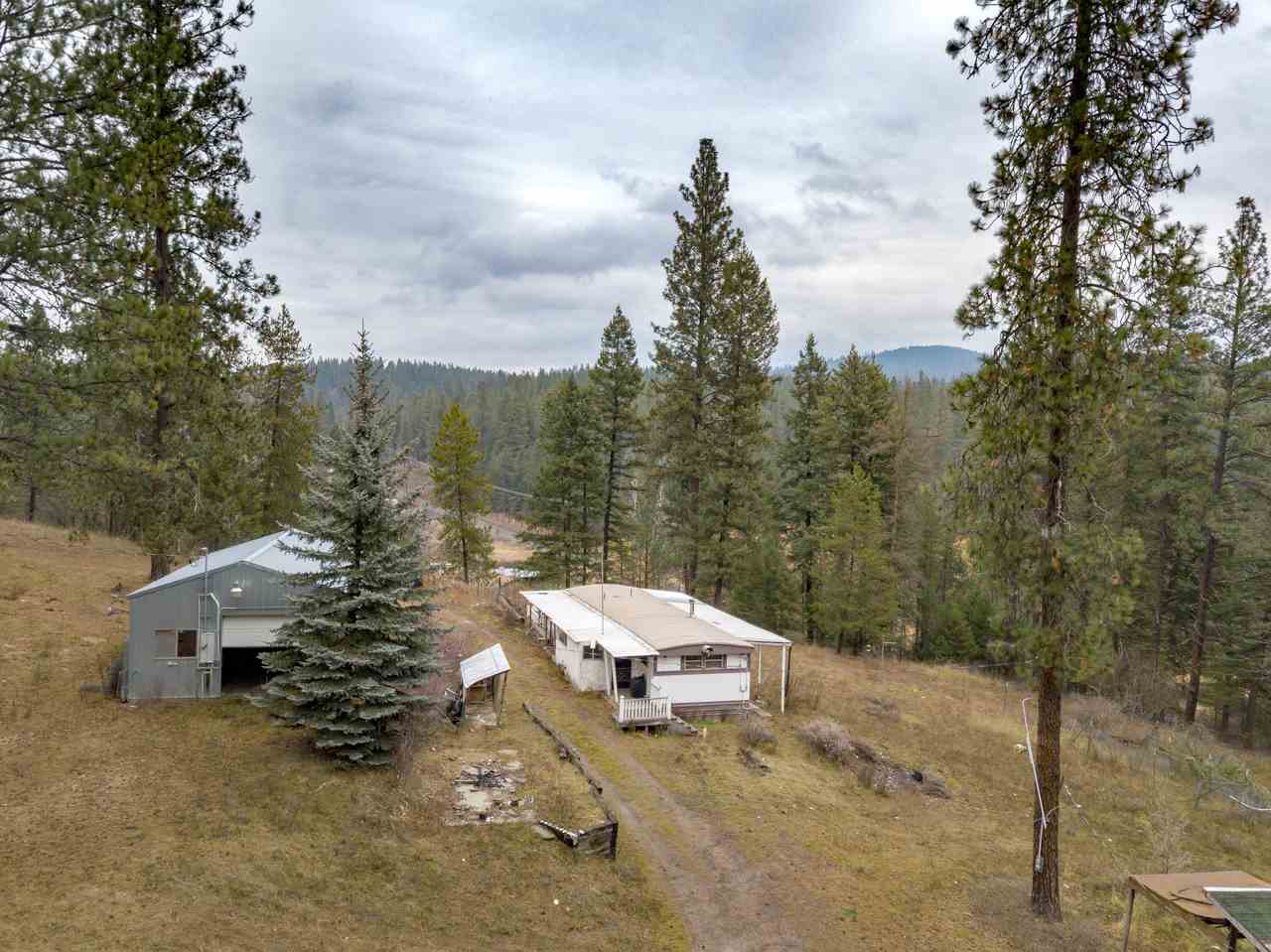 21017 North Madison Road Mead, WA 99021 - Photo 5 of 17