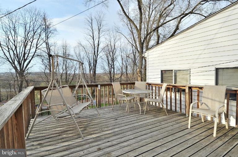 808 Old Riverside Road Brooklyn, MD 21225 - Photo 16 of 18 Deck