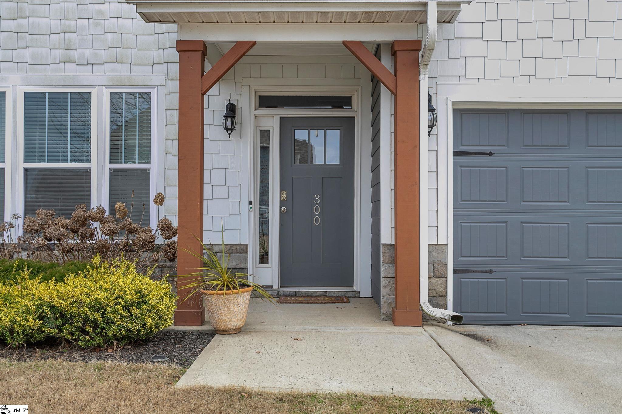 300 Raleighwood Lane Simpsonville, SC 29681 - Photo 3 of 50