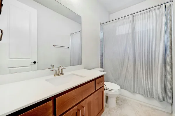 $3,200 | 204 Belford Street, Georgetown, TX 78628