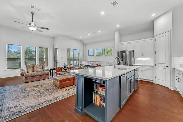 $3,200 | 204 Belford Street, Georgetown, TX 78628