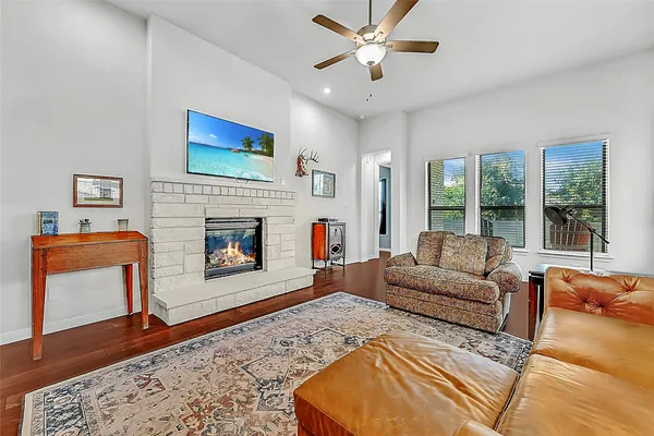 $3,200 | 204 Belford Street, Georgetown, TX 78628