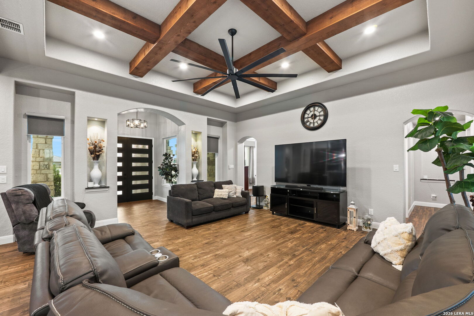 137 Ranchers Way Floresville, TX 78114 - Photo 8 of 46