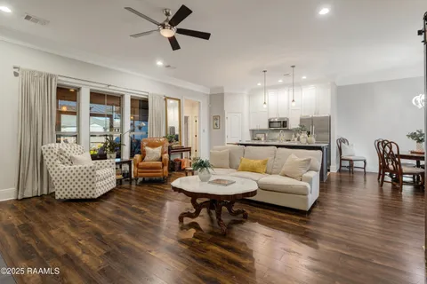 $349,900 | 208 Narrow Way Drive, Lafayette, LA 70508