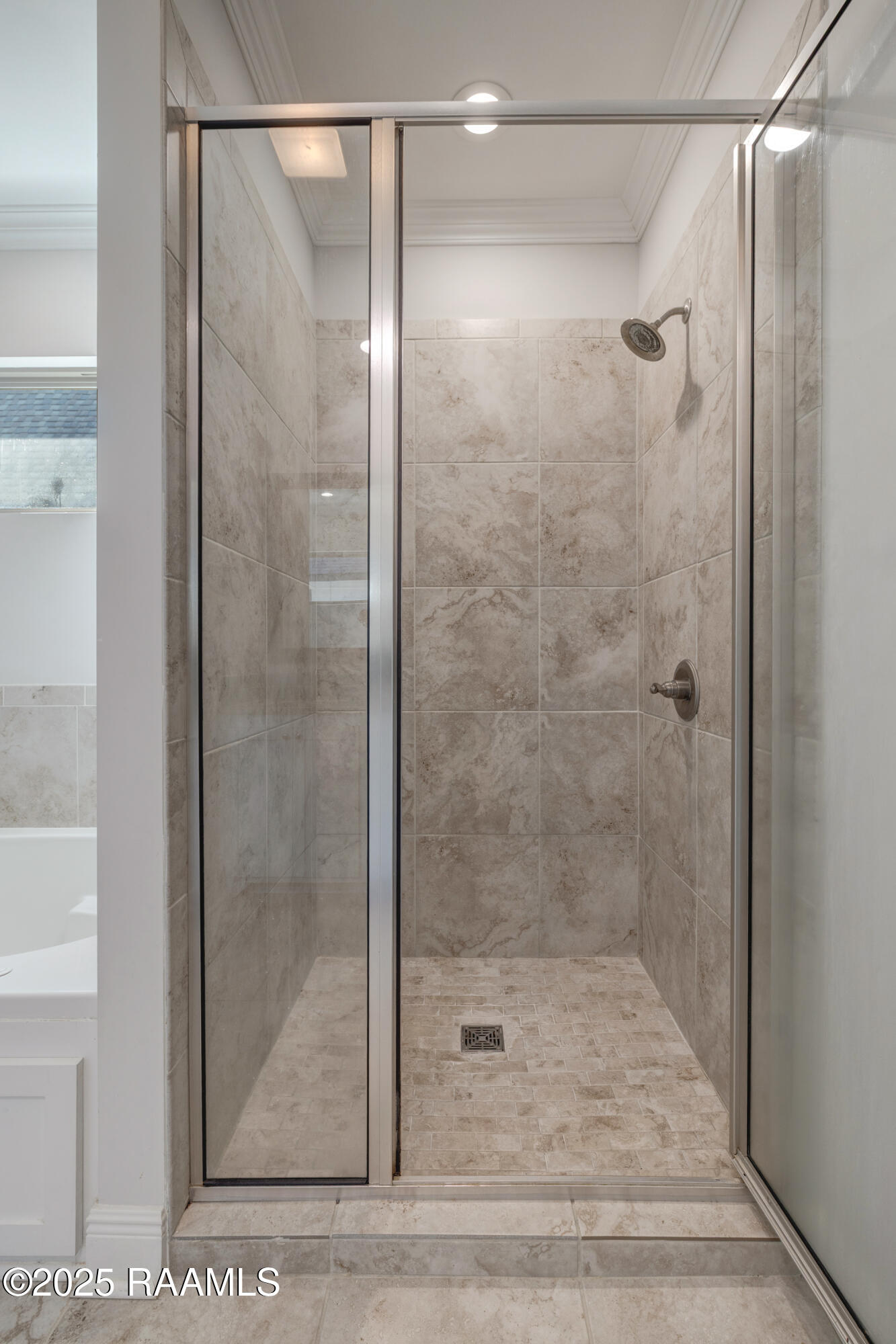 208 Narrow Way Drive Lafayette, LA 70508 - Photo 17 of 37 Primary Bathroom