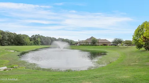 $349,900 | 208 Narrow Way Drive, Lafayette, LA 70508