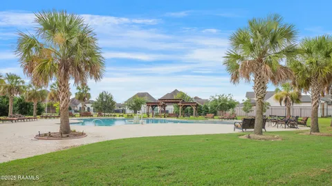 $349,900 | 208 Narrow Way Drive, Lafayette, LA 70508