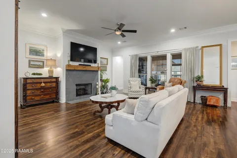 $349,900 | 208 Narrow Way Drive, Lafayette, LA 70508