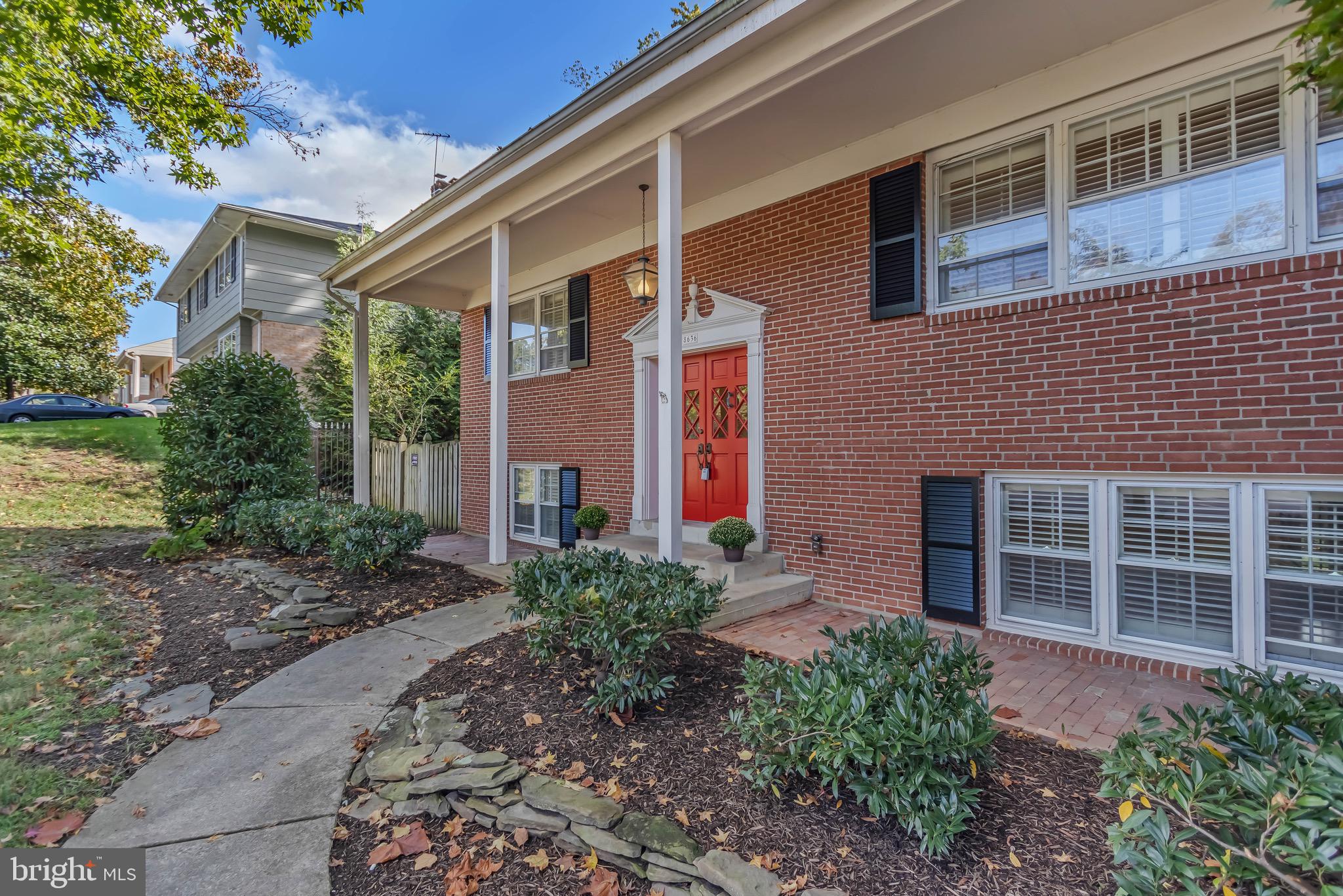 8636 Gateshead Road Alexandria, VA 22309 - Photo 2 of 53