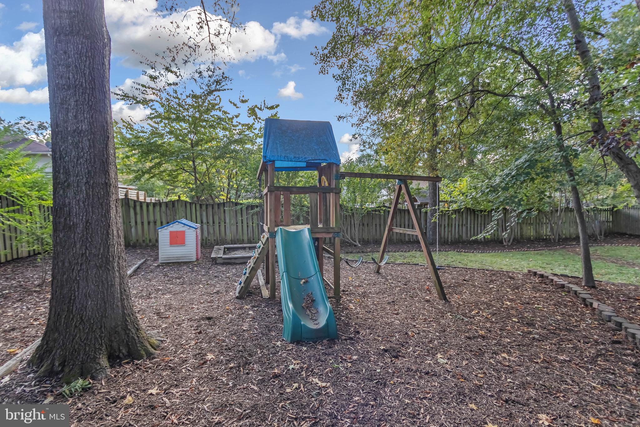 8636 Gateshead Road Alexandria, VA 22309 - Photo 15 of 53