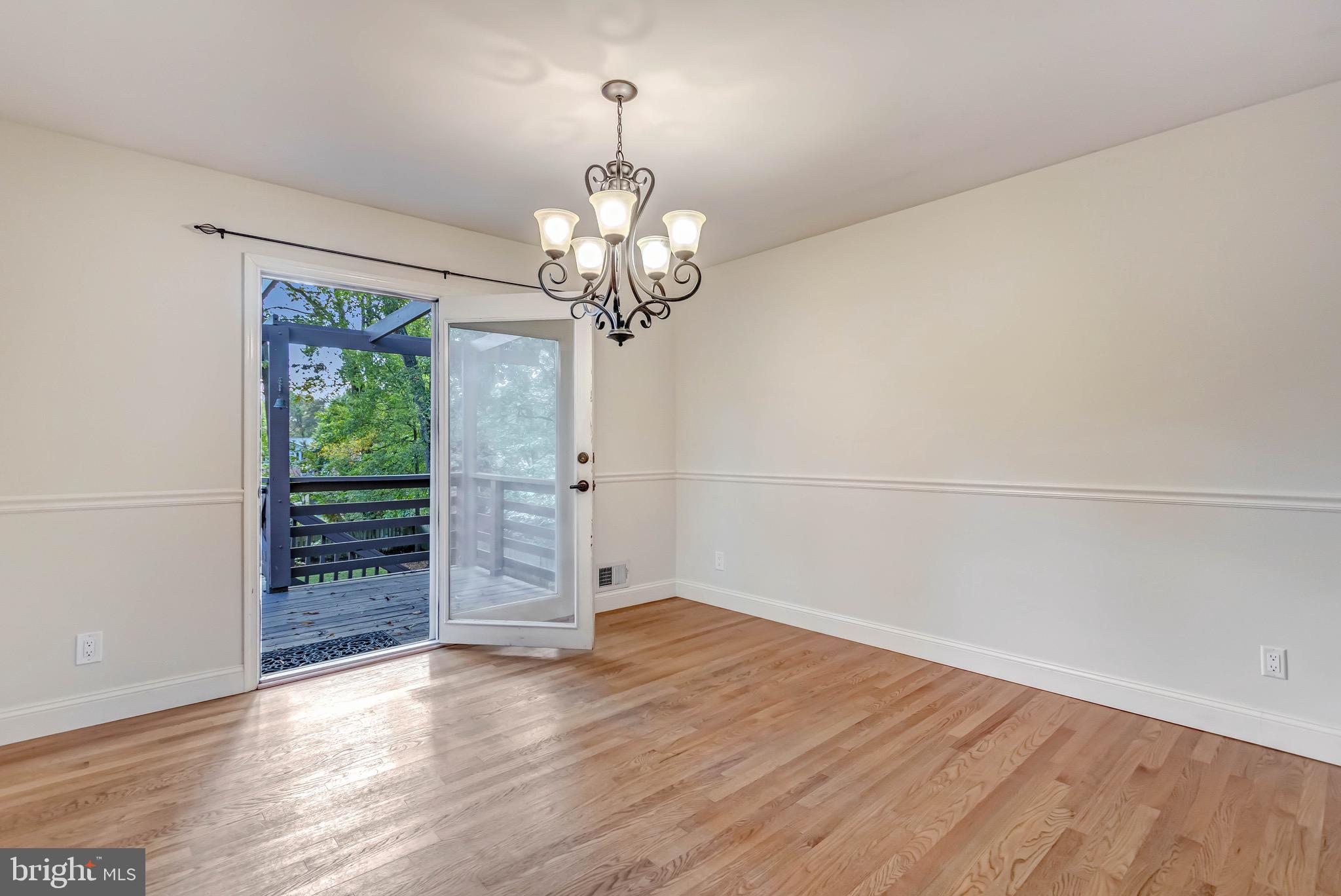 8636 Gateshead Road Alexandria, VA 22309 - Photo 23 of 53